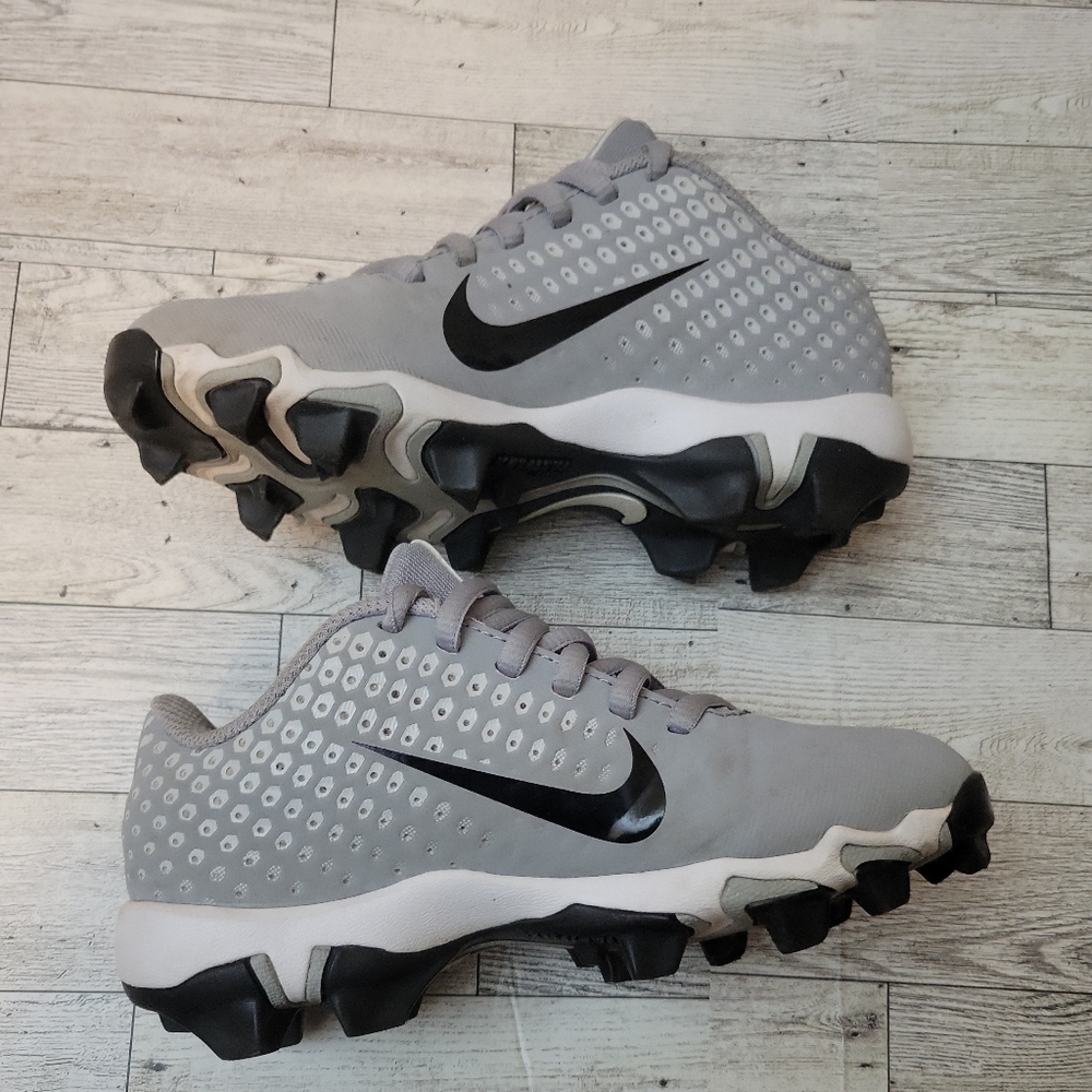 Sold Nike Boys Fastflex Baseball Cleats Size 1Y Gray AQ8151-002 - Picture 8 of 10